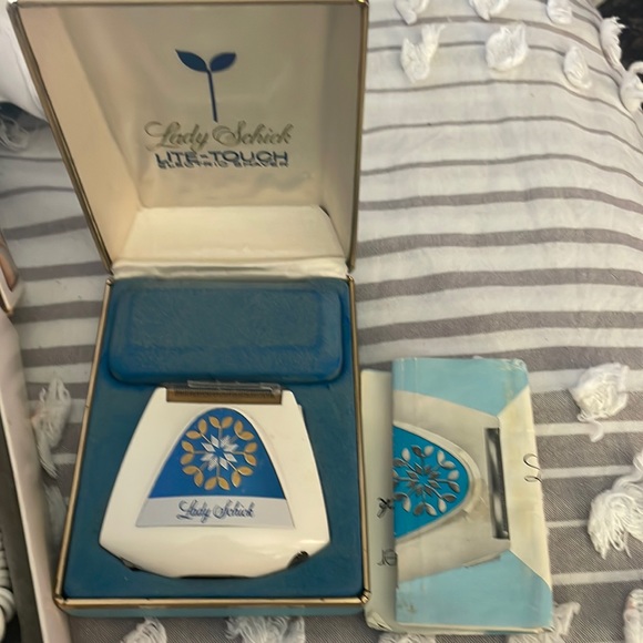 Vintage Lady Shaver’s. - Picture 1 of 6
